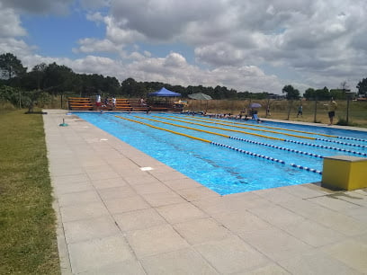 foto de Piscina Pública Montes de Solymar